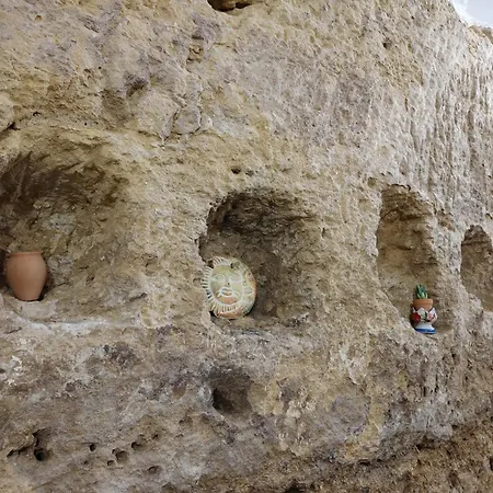 Proserpina Bed & Breakfast 3*