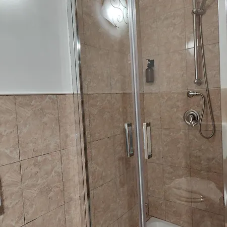 Proserpina Bed & Breakfast 3*