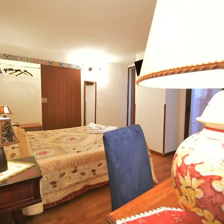 Proserpina Bed and Breakfast