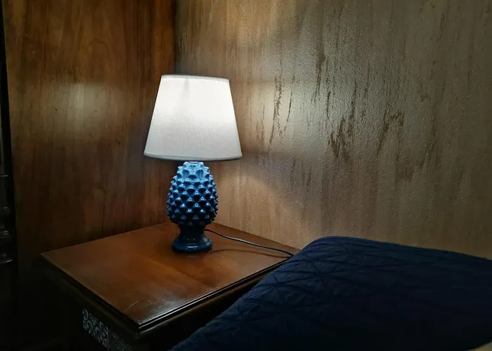 Proserpina לינה וארוחת בוקר