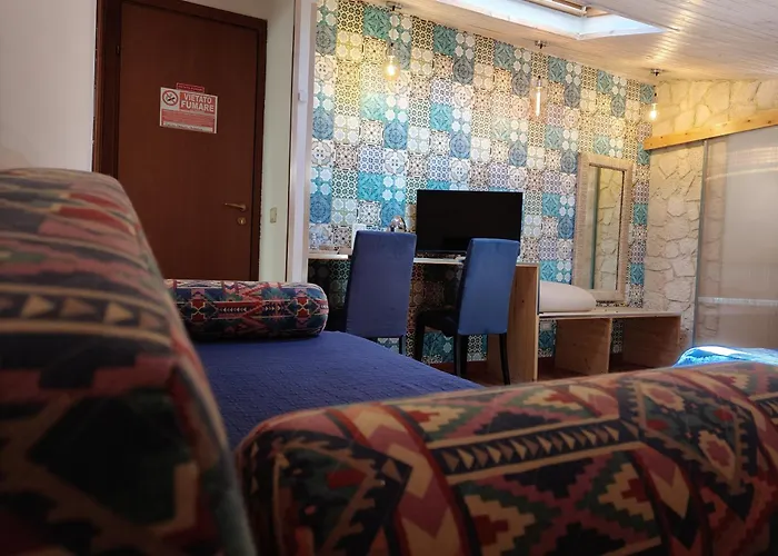 לינה וארוחת בוקר Proserpina אנה