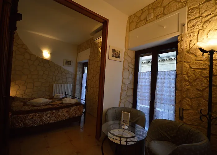 לינה וארוחת בוקר Proserpina 3*