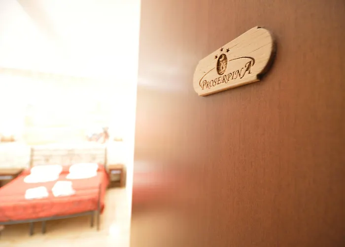 Proserpina לינה וארוחת בוקר אנה