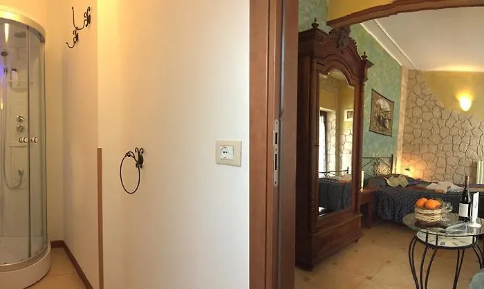 Proserpina Bed and Breakfast 3*