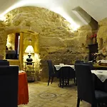 Oda ve Kahvaltı Proserpina Enna