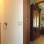 Proserpina Oda ve Kahvaltı 3*