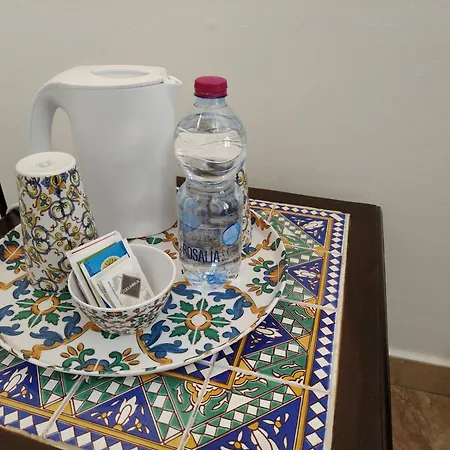 Frühstückspension Proserpina 3*