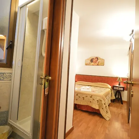 Proserpina Frühstückspension 3*